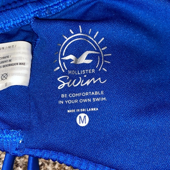 hollister swim top - Picture 3 of 3